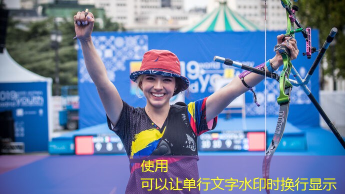 室内骑车健身孩子
